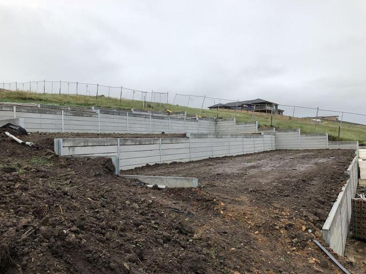 Expert Retaining Wall Construction for Lasting Beauty and Stability